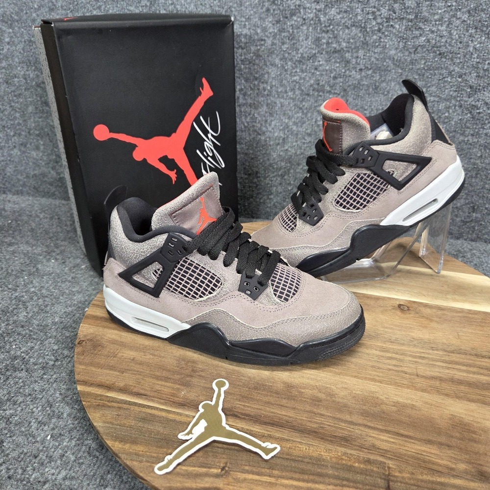 Nike Air‎ Jordan 4 Retro Shoes Youth Size 5Y Taupe Haze Infrared GS DJ6249-200